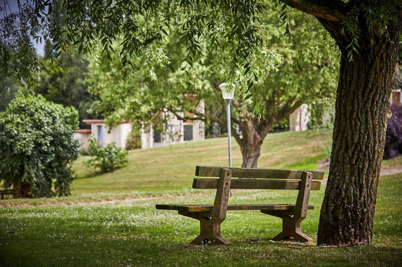 Les Jardins De L'Anjou Hotell Montjean-sur-Loire Exteriör bild